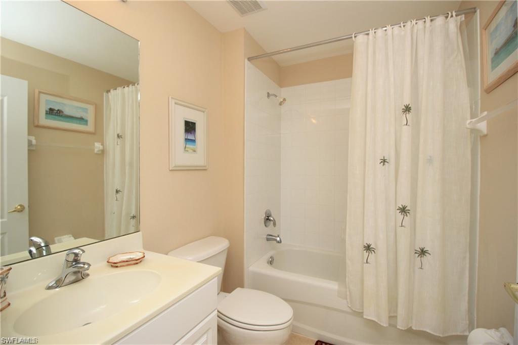 GRAND CYPRESS III - Residential Lease