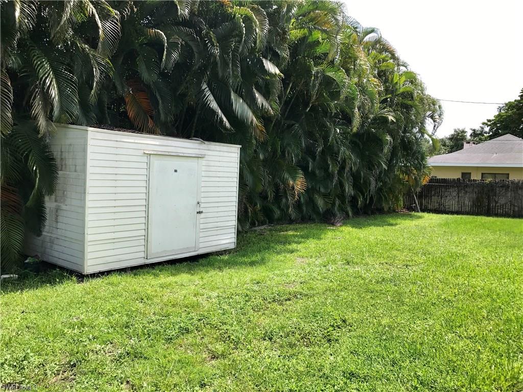 CYPRESS LAKE TRACTS - Residential