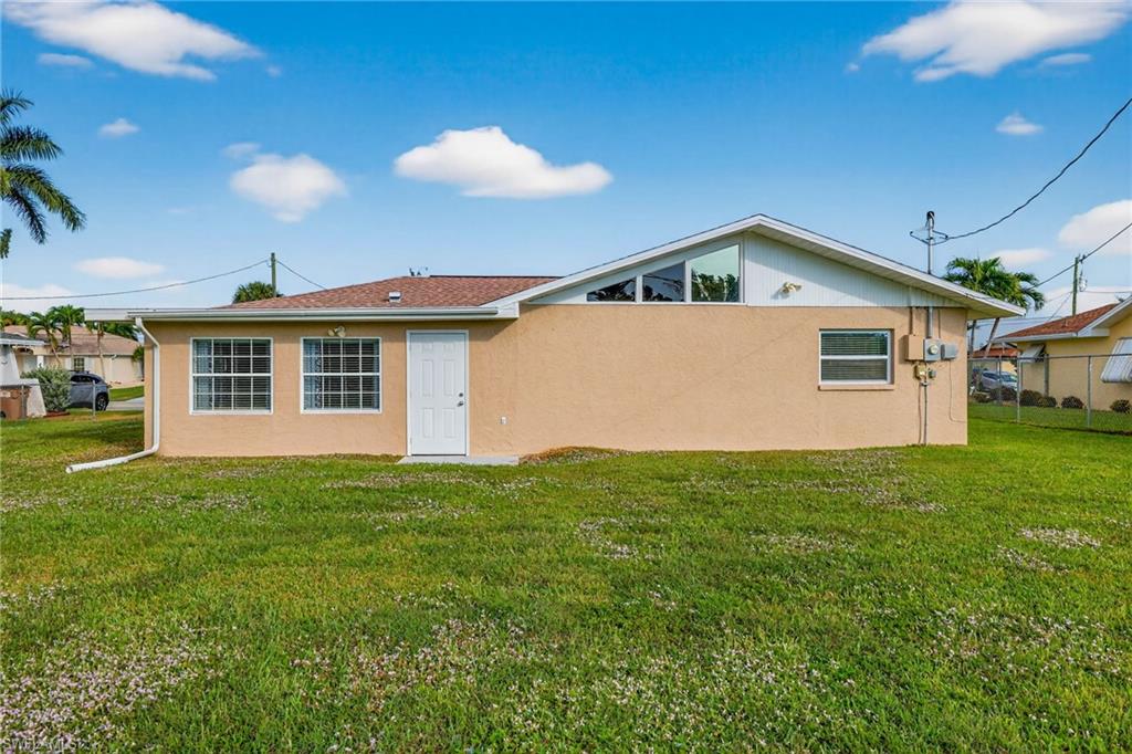 CAPE CORAL - Residential