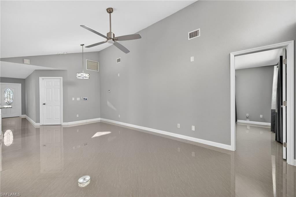 CAPE CORAL - Residential