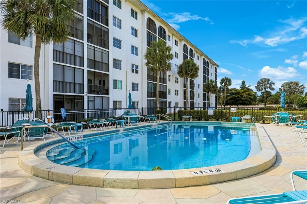 Photo of 29 High Point CIR E #107, NAPLES, FL 34103 (MLS # 226019133)