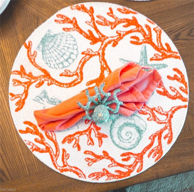 ROYAL PELICAN TOWNHOUSE - Residential