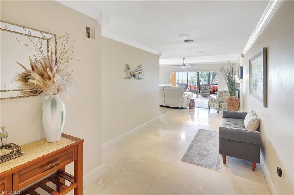 1920 Virginia AVE 101