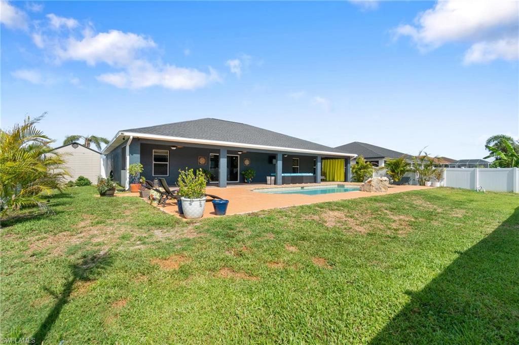 CAPE CORAL - Residential