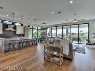 CRESCENT PARK ADDITION - Residential