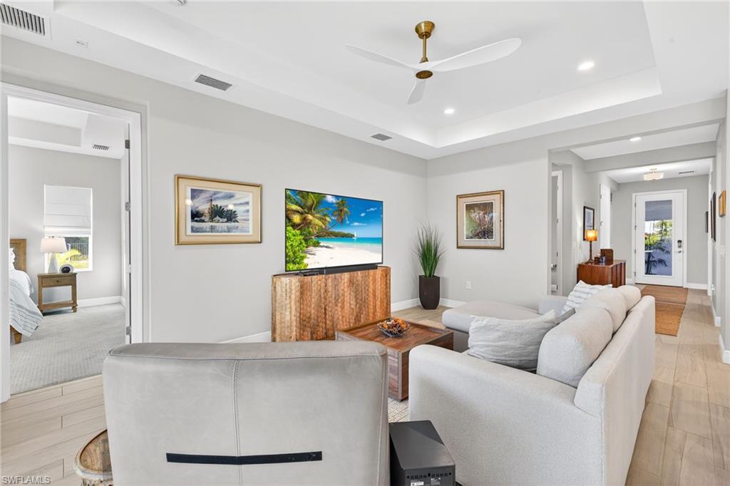 TIDE MARSH - Residential