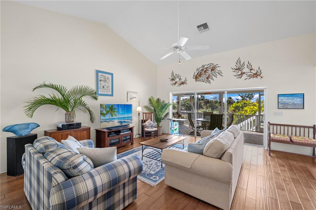 BRIGHT WATER - Residential