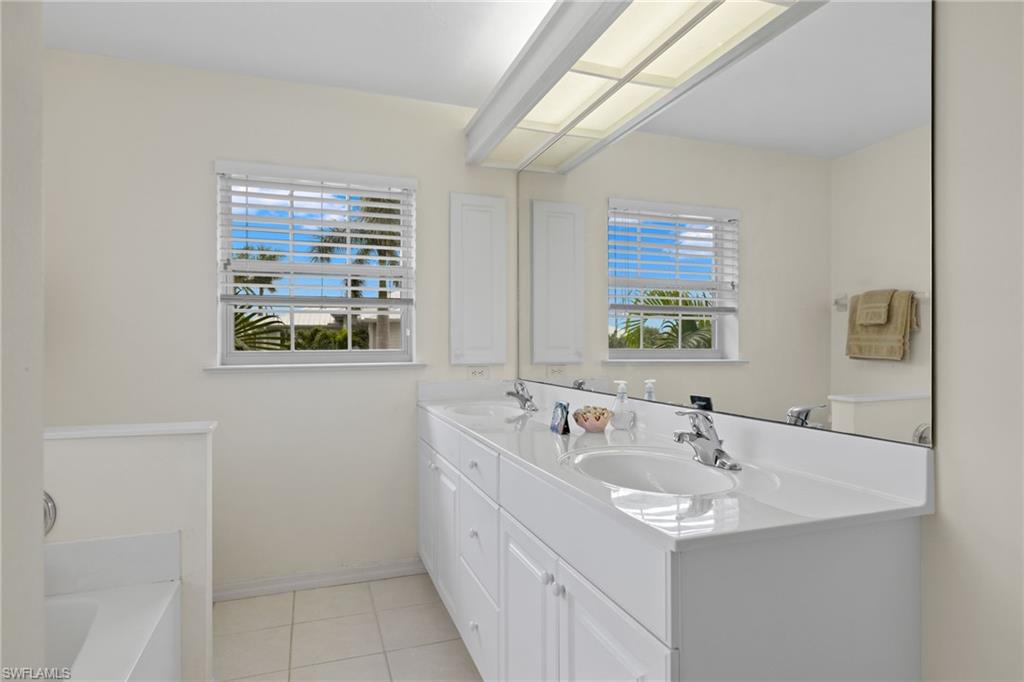 BRIGHT WATER - Residential