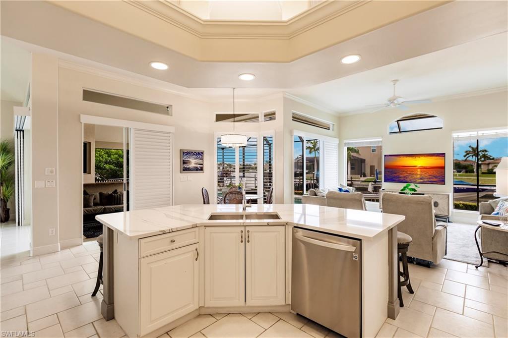 MARCO ISLAND - Residential