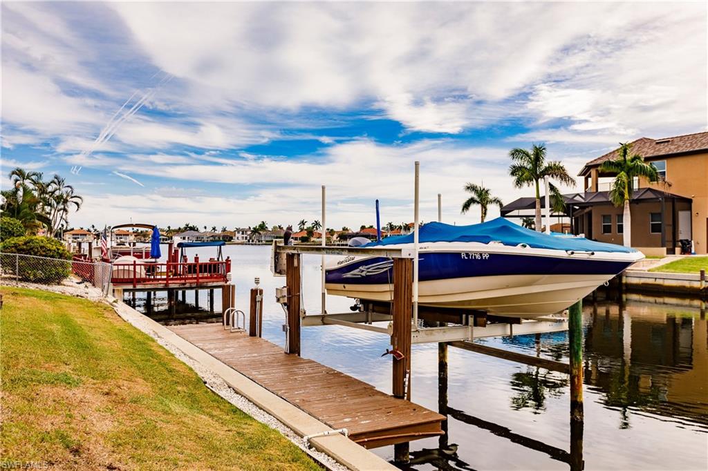 MARCO ISLAND - Residential