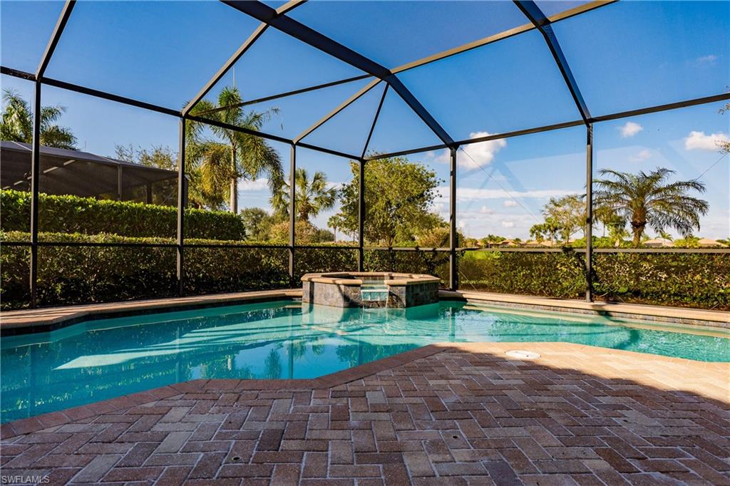 ESTATES AT HERITAGE BAY - Residential