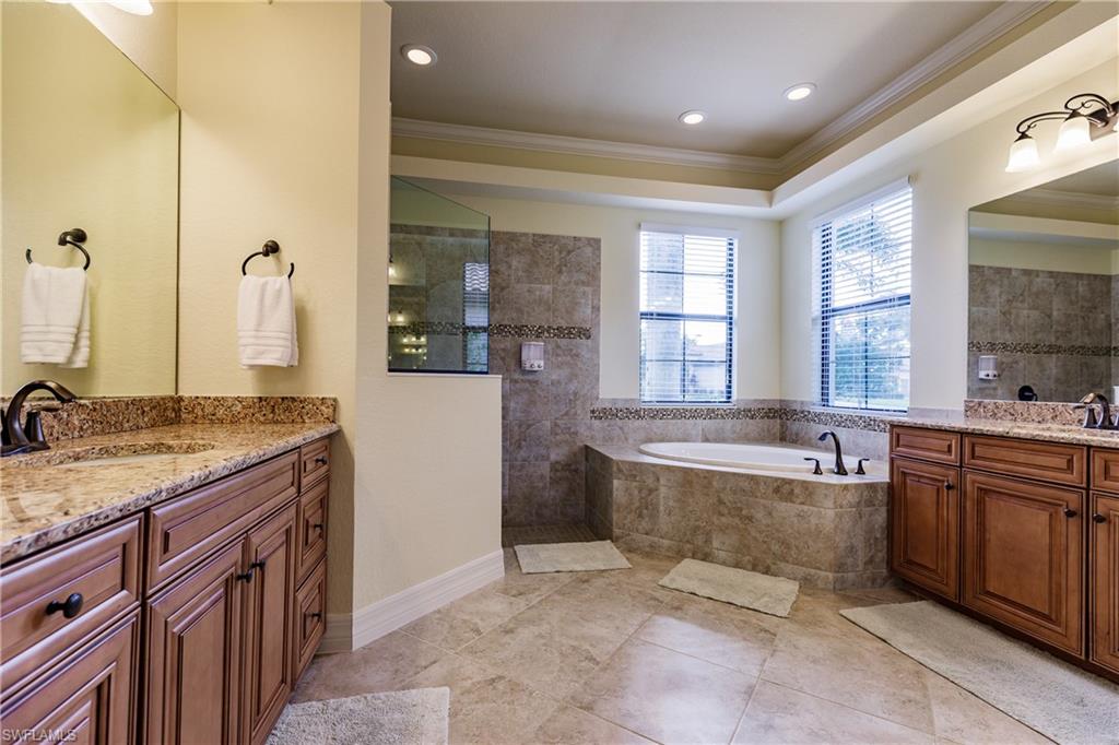 ESTATES AT HERITAGE BAY - Residential