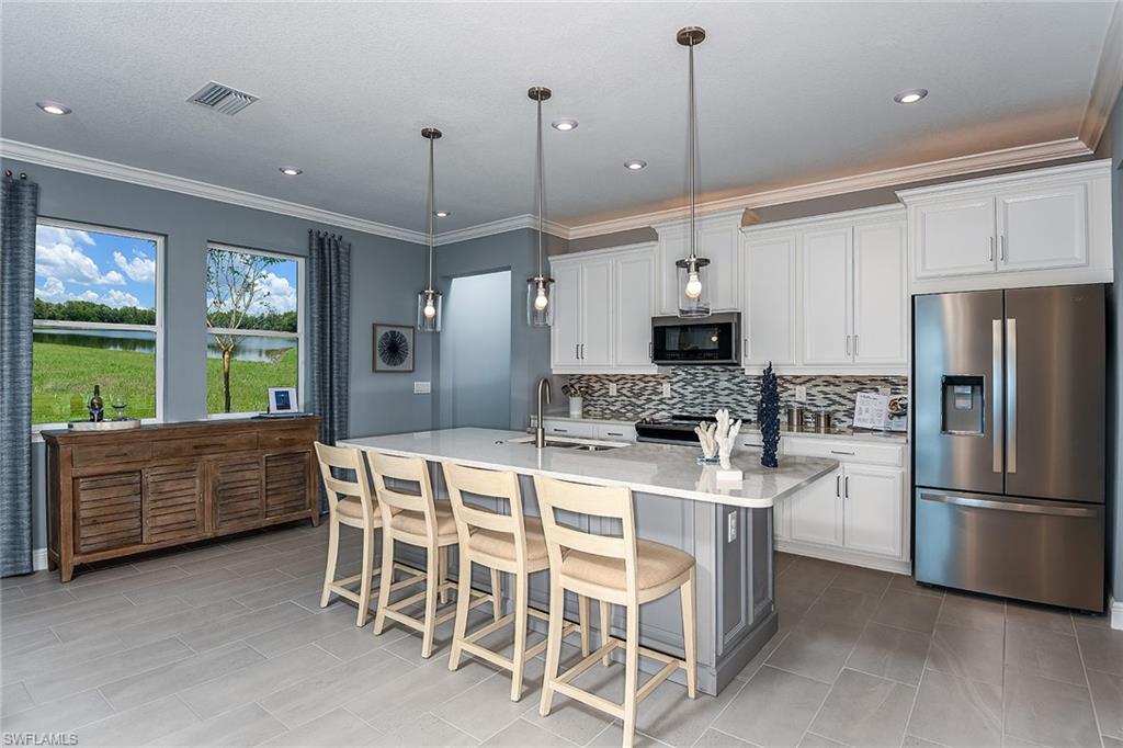 BONAVIE COVE - Residential