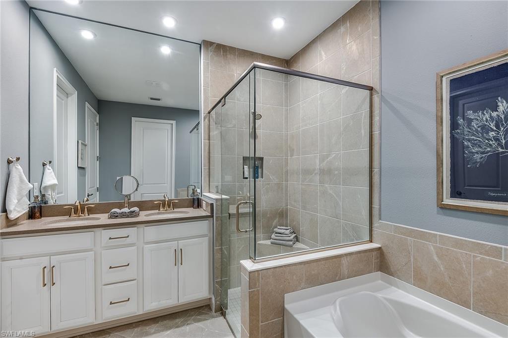 BONAVIE COVE - Residential