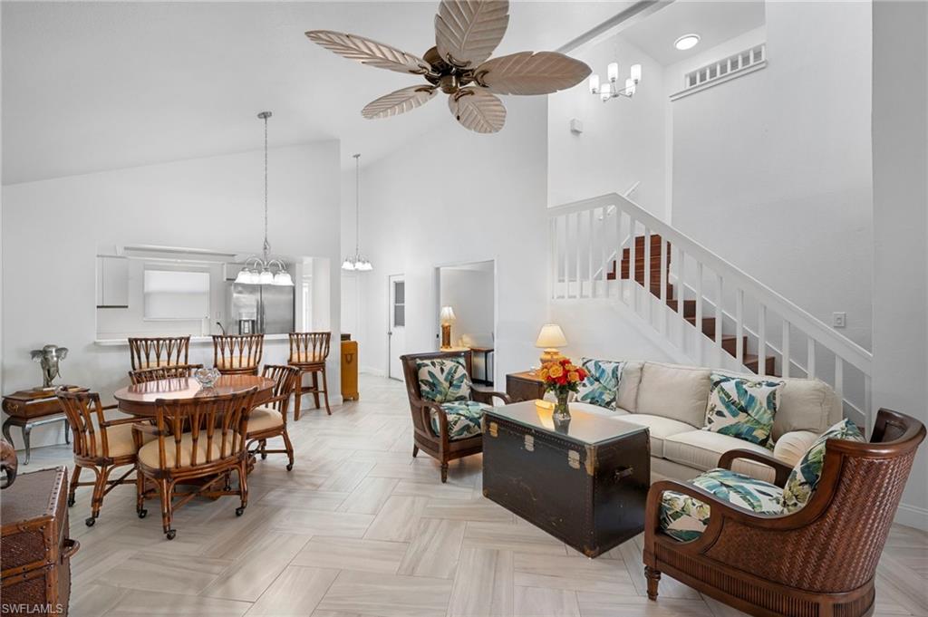 VILLAS AT FOUNTAIN LAKES - Residential