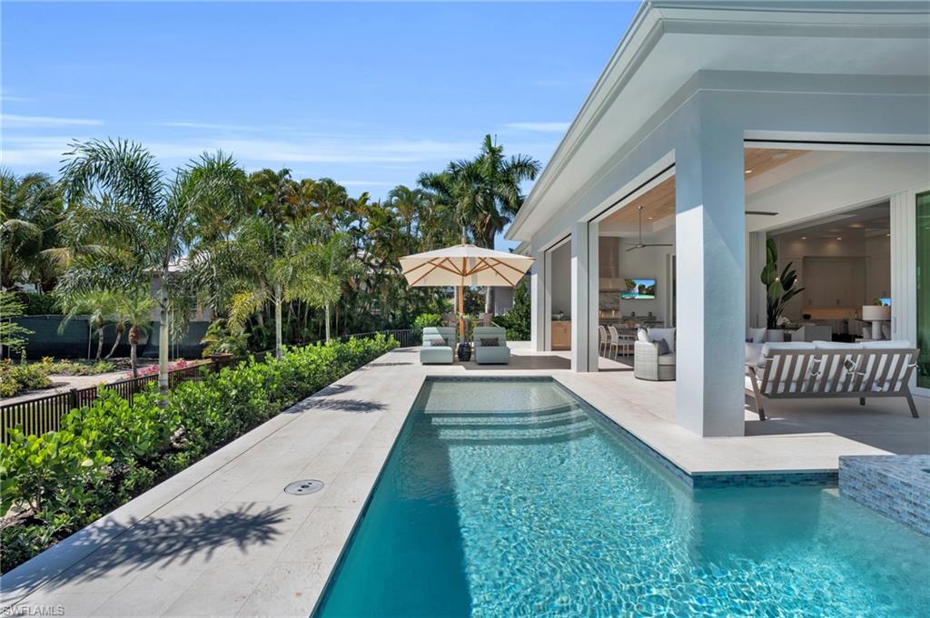 POINT WEST - Residential