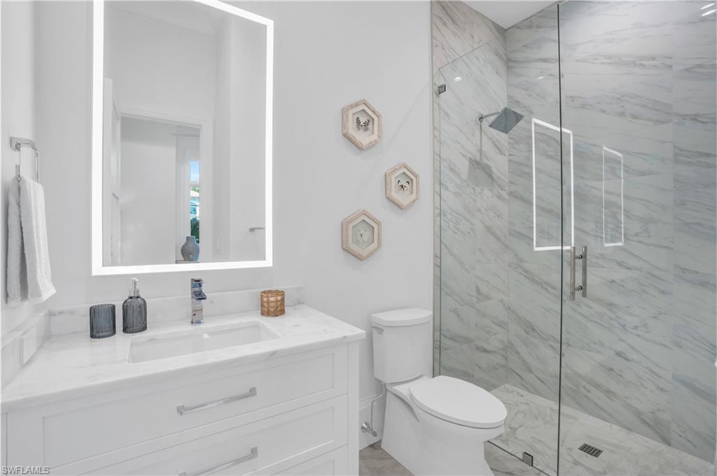 POINT WEST - Residential