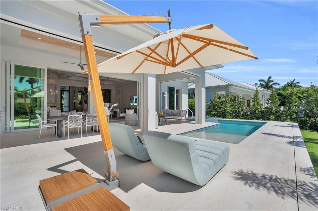 POINT WEST - Residential