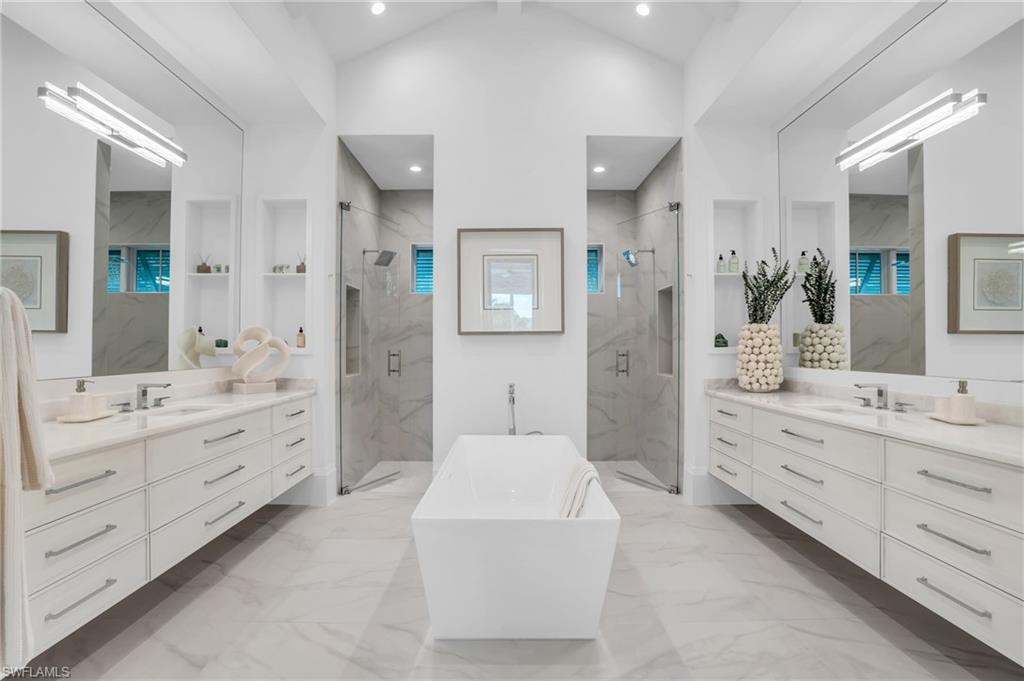 POINT WEST - Residential