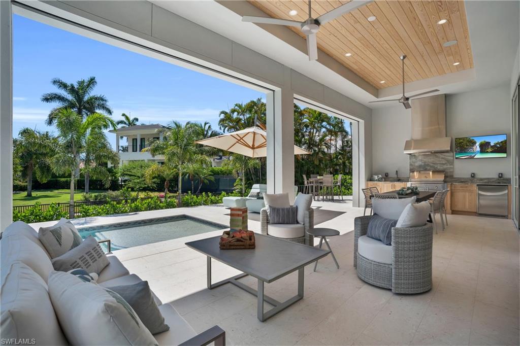 POINT WEST - Residential