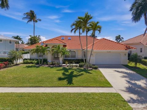 Photo of 1181 Bond CT, MARCO ISLAND, FL 34145 (MLS # 226014768)