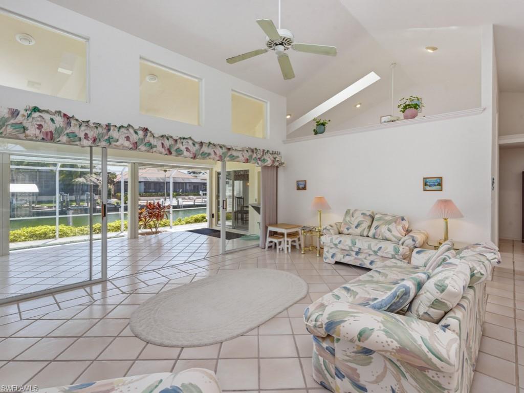 MARCO ISLAND - Residential