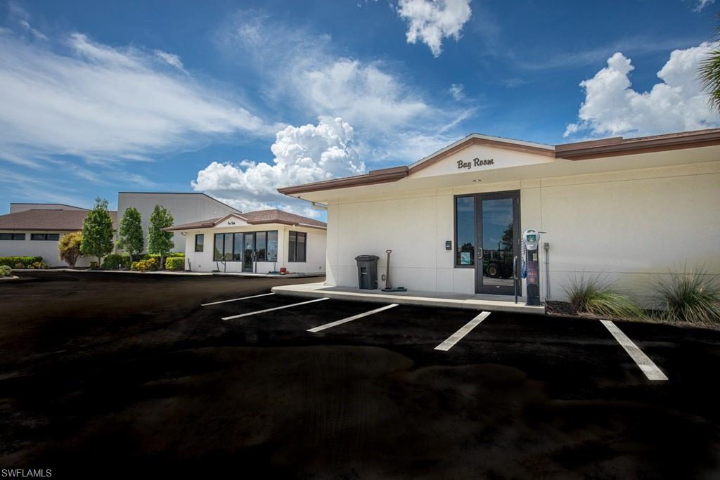 SEVEN LAKES - Residential