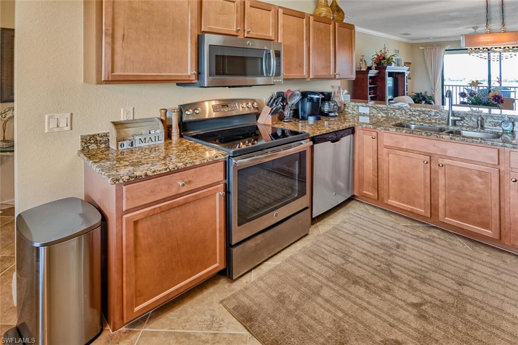 BONITA NATIONAL GOLF AND COUNTRY CLUB - Residential Lease