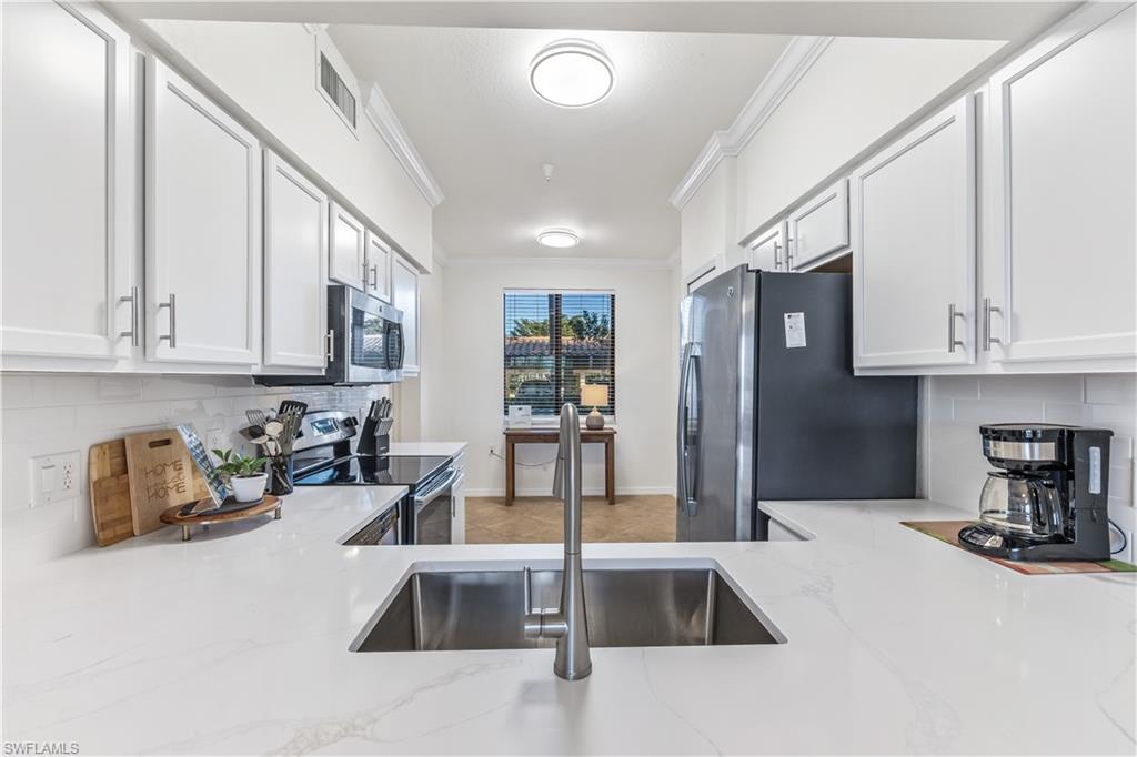 BONITA SPRINGS - Residential Lease