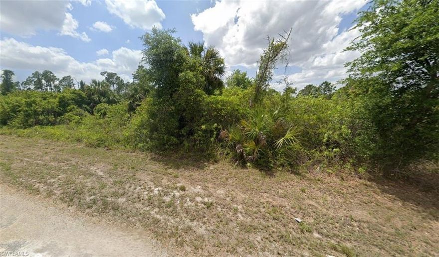 Build your dream home in the rapidly growing and highly sought-after area of Lehigh Acres just west of Fort Myers. This lot in a prime location minutes to Interstate 75, shopping, golf, dining and the Southwest Florida International Airport.