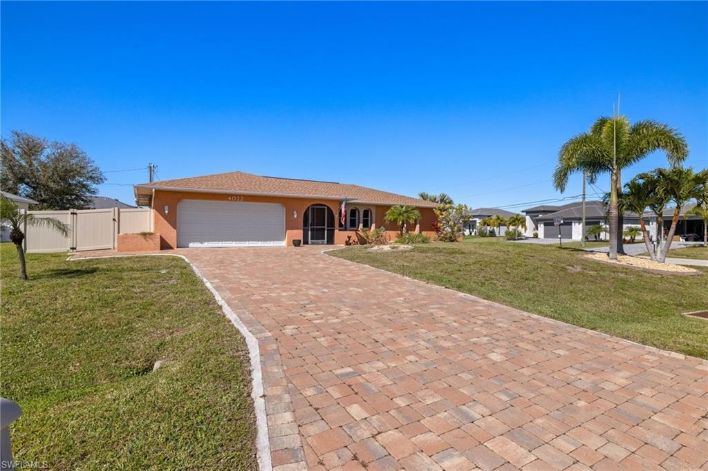 CAPE CORAL - Residential