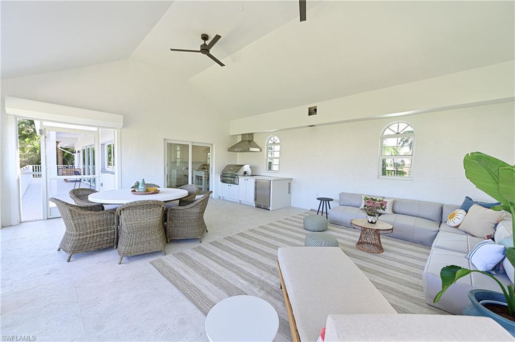 SOUTHPORT ON THE BAY - Residential