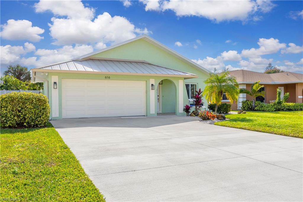 NAPLES PARK - Residential