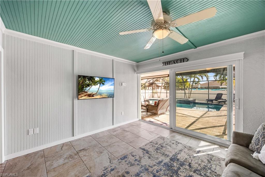 NAPLES PARK - Residential