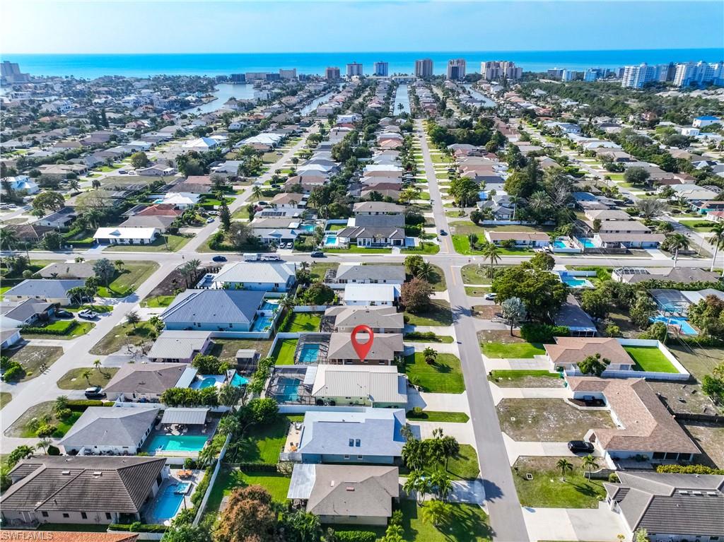 NAPLES PARK - Residential