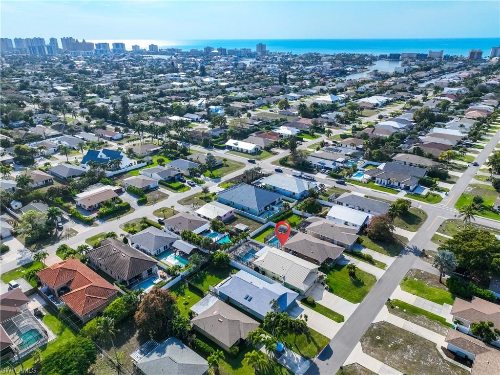 NAPLES PARK - Residential