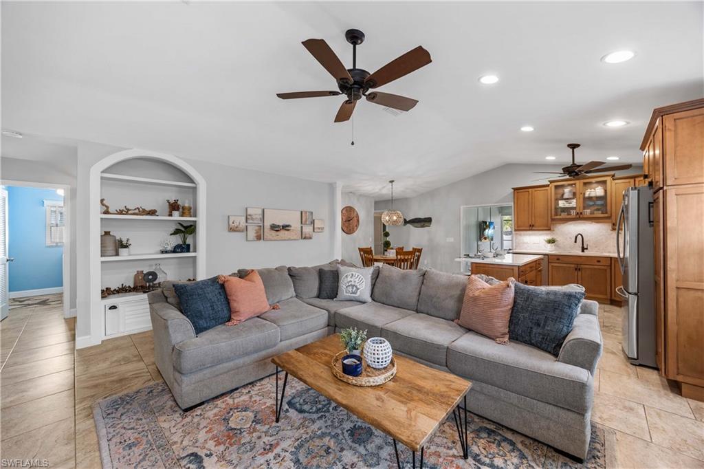 NAPLES PARK - Residential