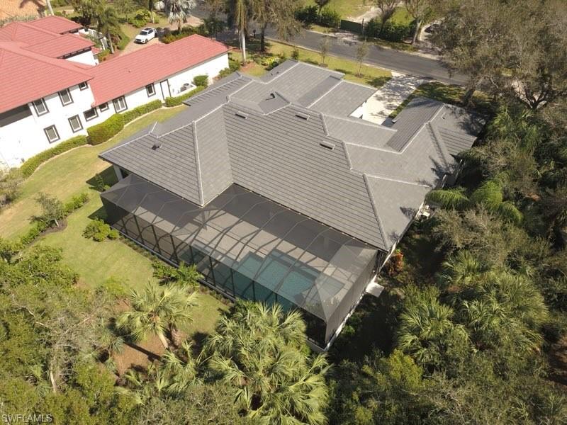 RIVERBROOKE - Residential