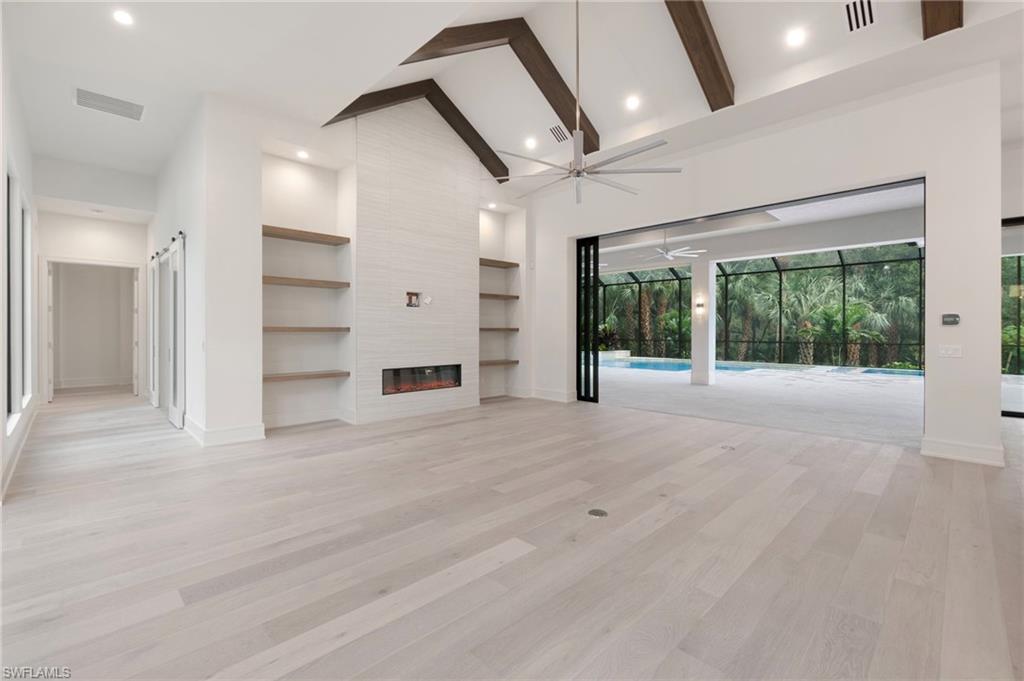 RIVERBROOKE - Residential