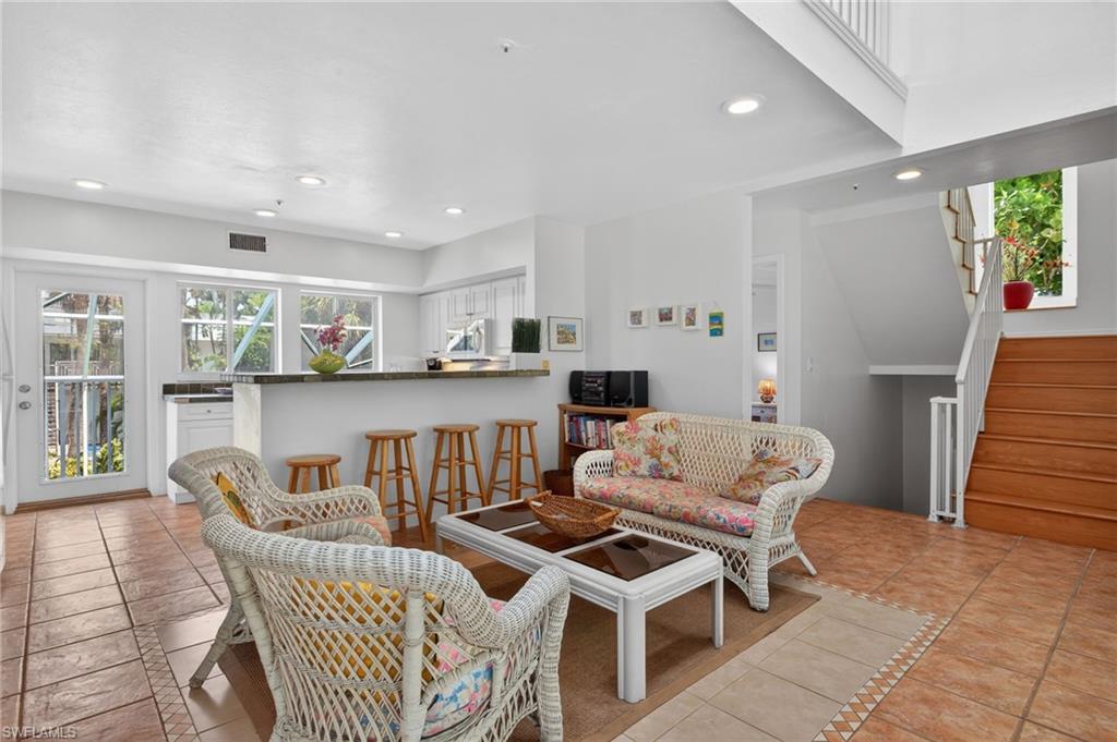 CAPTIVA BEACH - Residential