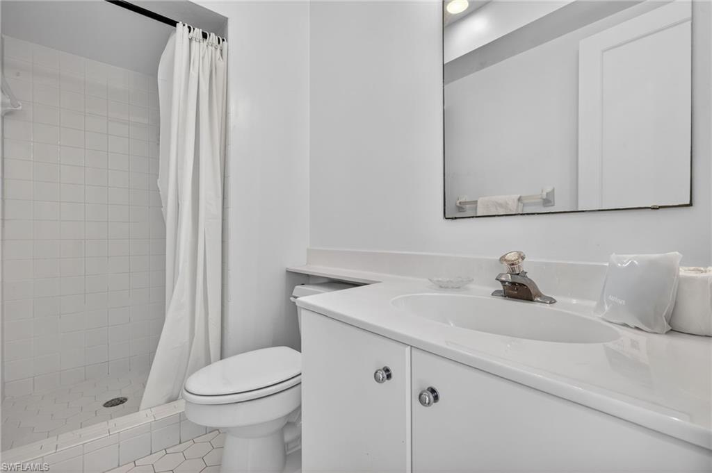 CAPTIVA BEACH - Residential