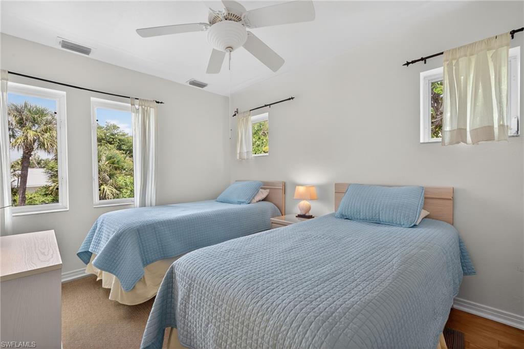 CAPTIVA BEACH - Residential