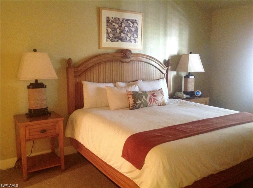 COTTAGE COLONY WEST CONDO - Residential