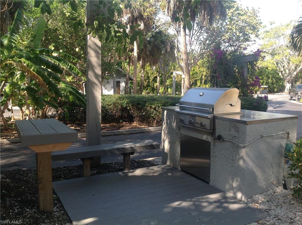 COTTAGE COLONY WEST CONDO - Residential