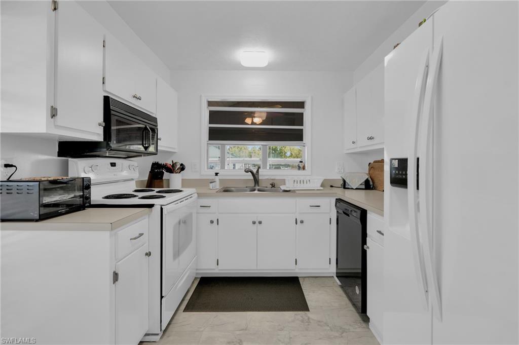 BEACON SQUARE - Residential