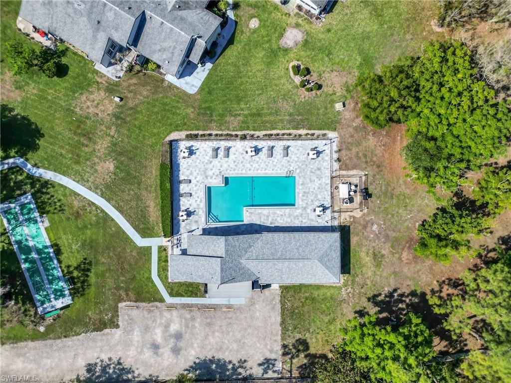 BEACON SQUARE - Residential