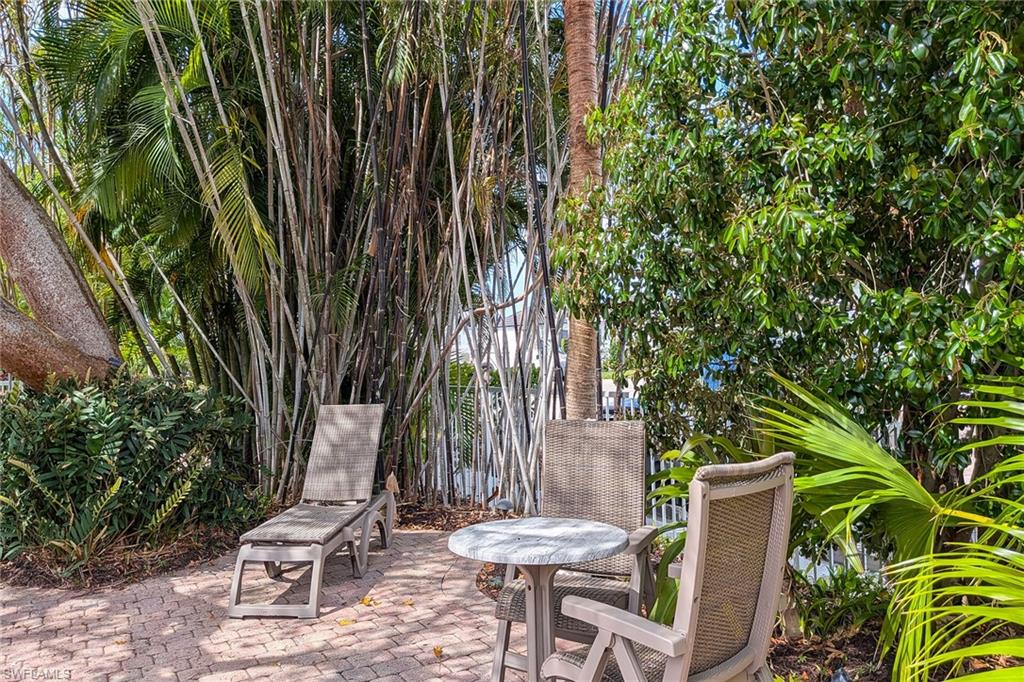 OLDE MARCO INN - Residential