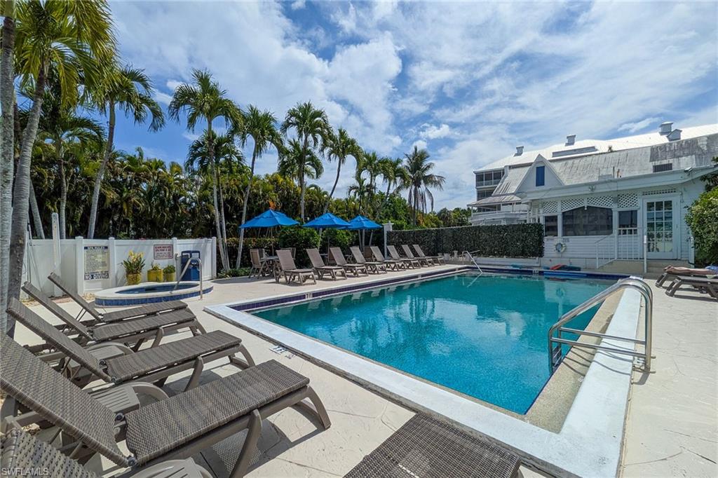 OLDE MARCO INN - Residential