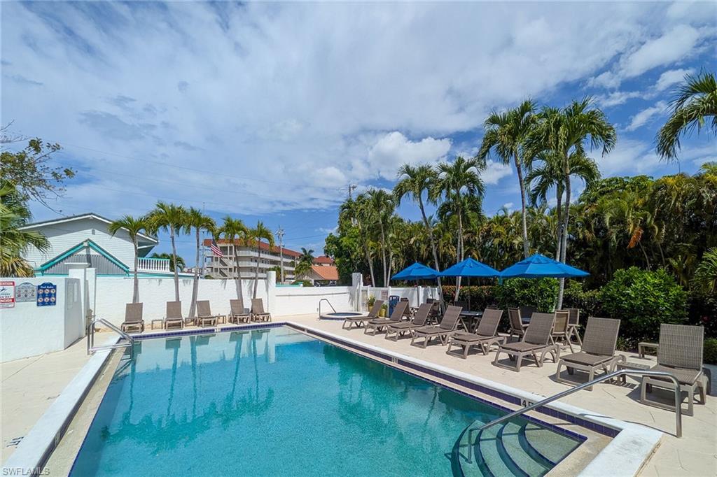 OLDE MARCO INN - Residential