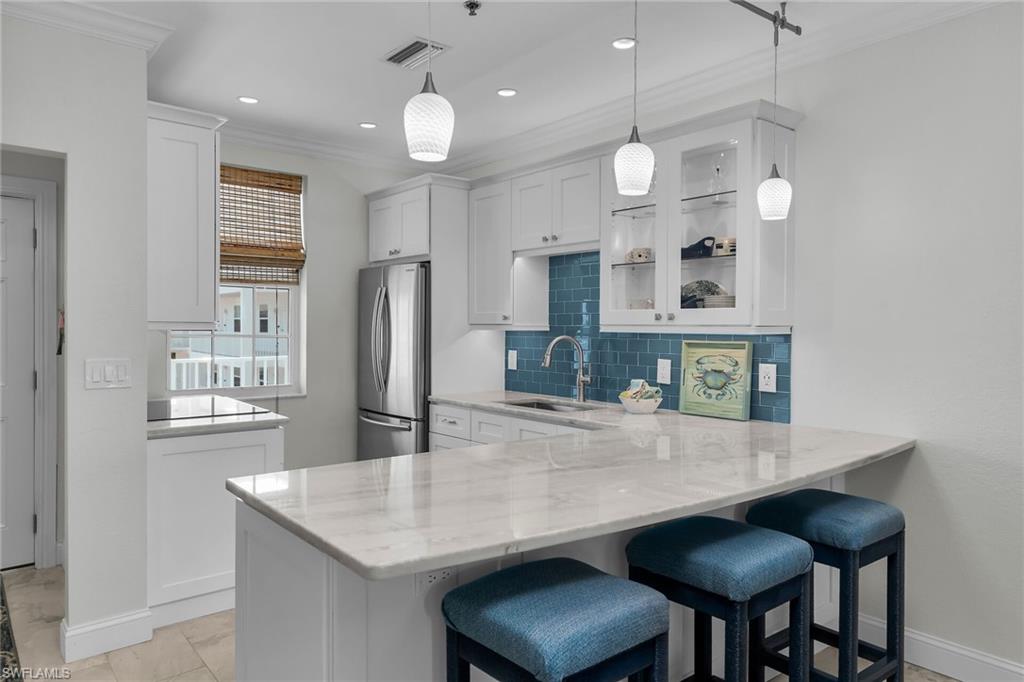 OLDE MARCO INN - Residential